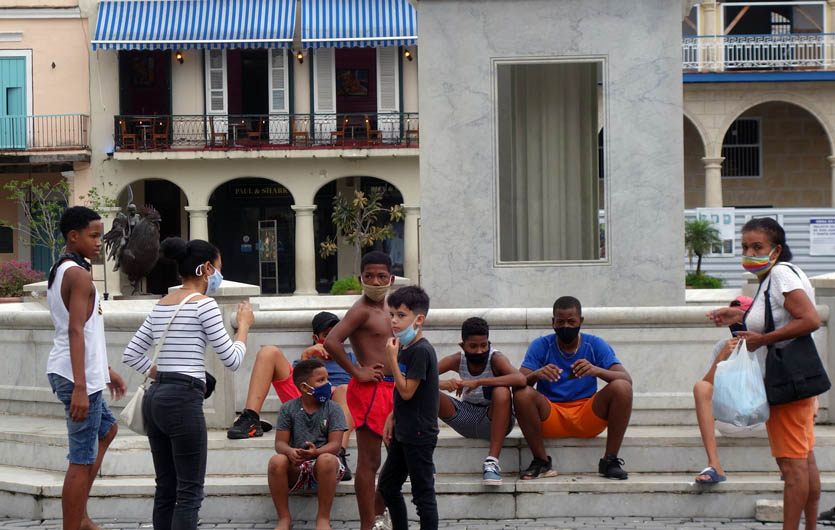 Maskenschutz in Havanna