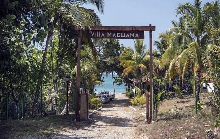 Villa Maguana Baracoa Hoteleinfahrt