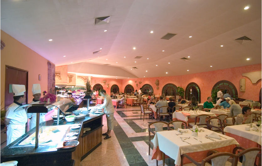 Colonial Cayo Coco Buffet Restaurant 