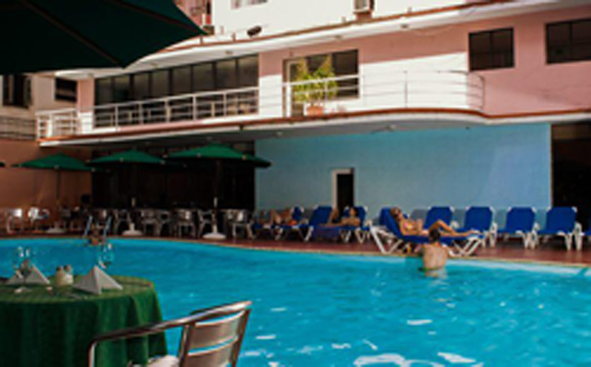 Vedado Havanna Swimmingpool 