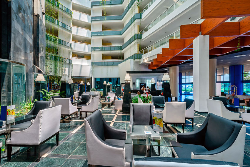 H10 Habana Panorama Lobby 