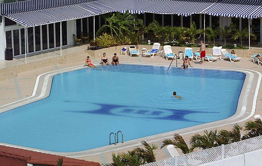 TRYP Habana Libre Pool 