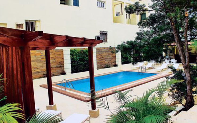 NH Collection Victoria La Habana Pool 